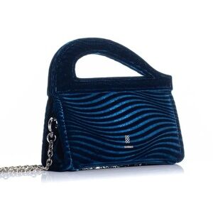 KOORELOO Petite Saline purse clutch in cobalt navy blue velvet crush crest